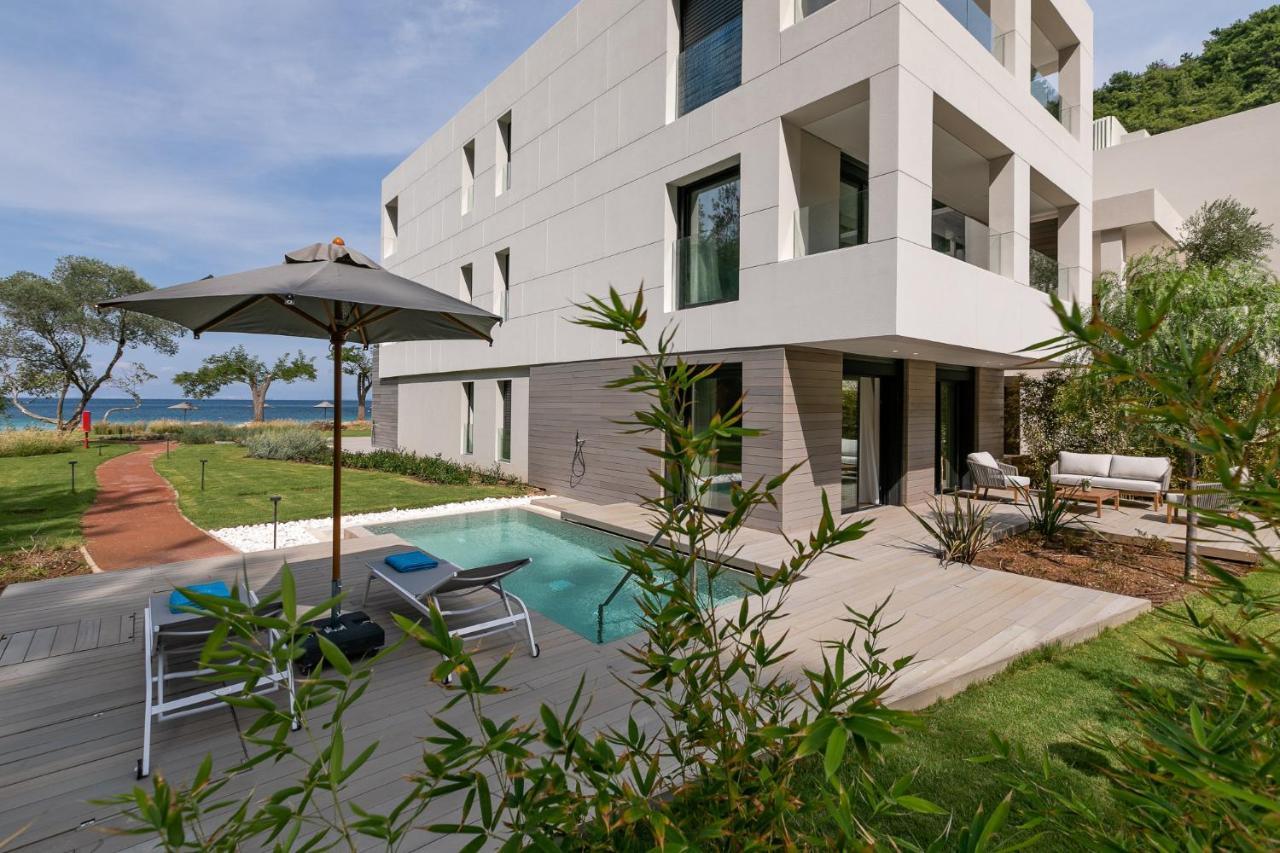 Vathi Cove Luxury & Отель